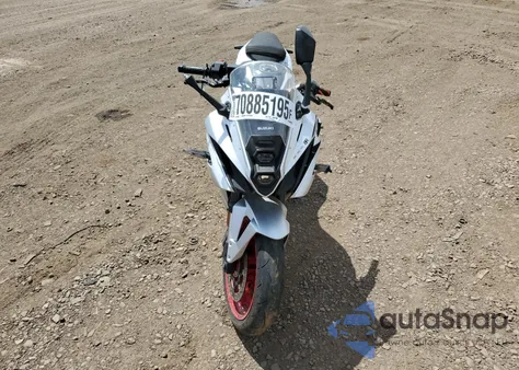 2024 Suzuki Gsx800 F z USA, uszkodzony, nr VIN JS1EM13B2R7103349